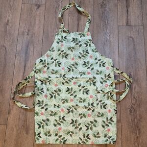 NWOT Kay Dee Designs Holiday Apron, 100% Cotton, Holly Print